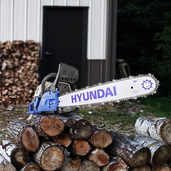 Hyundai 62cc 20" Petrol Chainsaw Powerful, Lightweight, and Durable for Heavy-Duty Tree Felling and Garden Tasks, 3 Year Warranty
